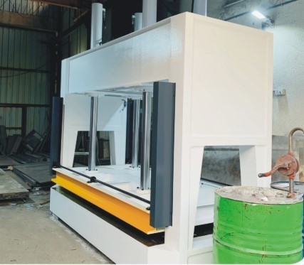 1.2x2.4 Meter Hot-Cold Combined Hydraulic system