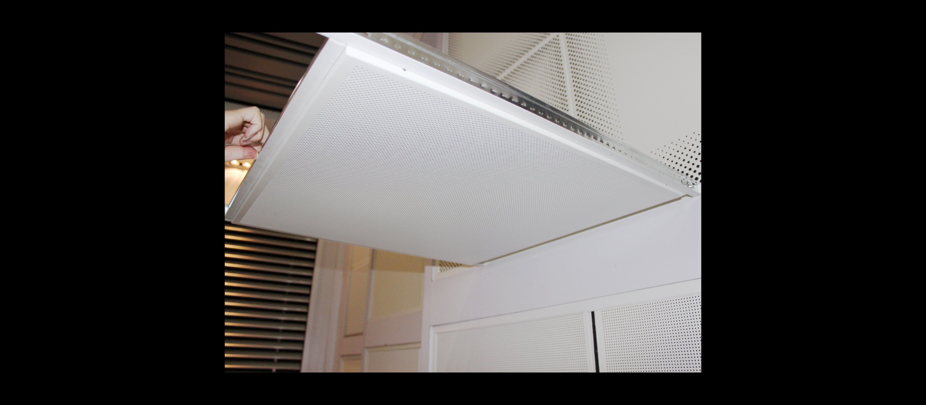 There are a wide variety of metal false ceiling pr