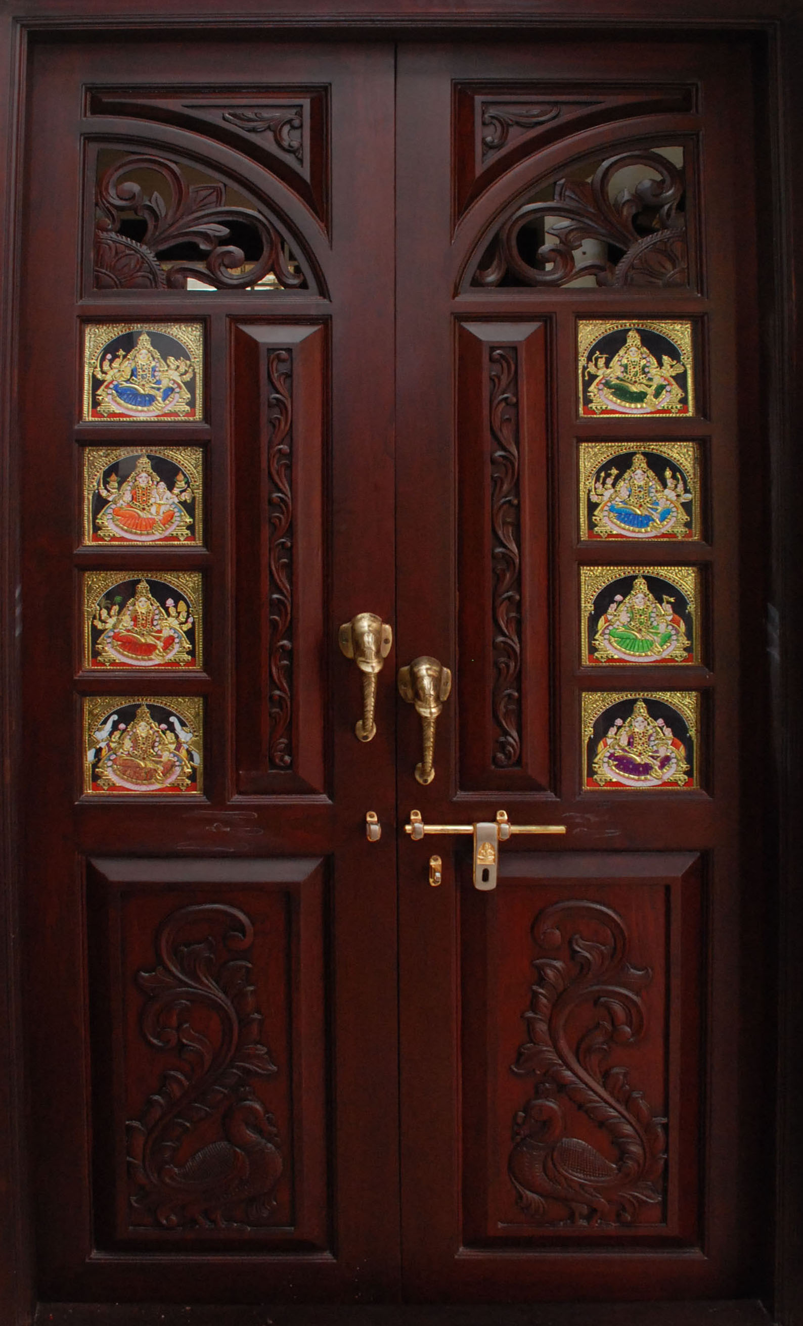 Ashtalakshmi door de