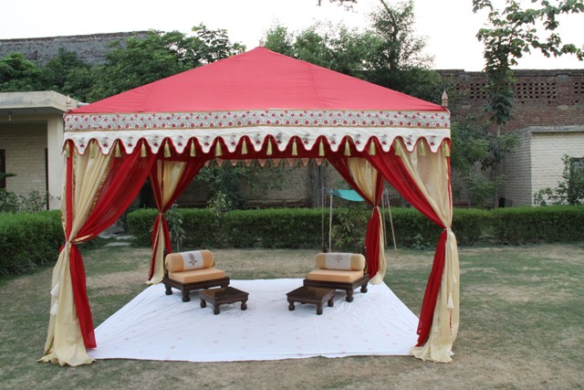 Party TentsOur par