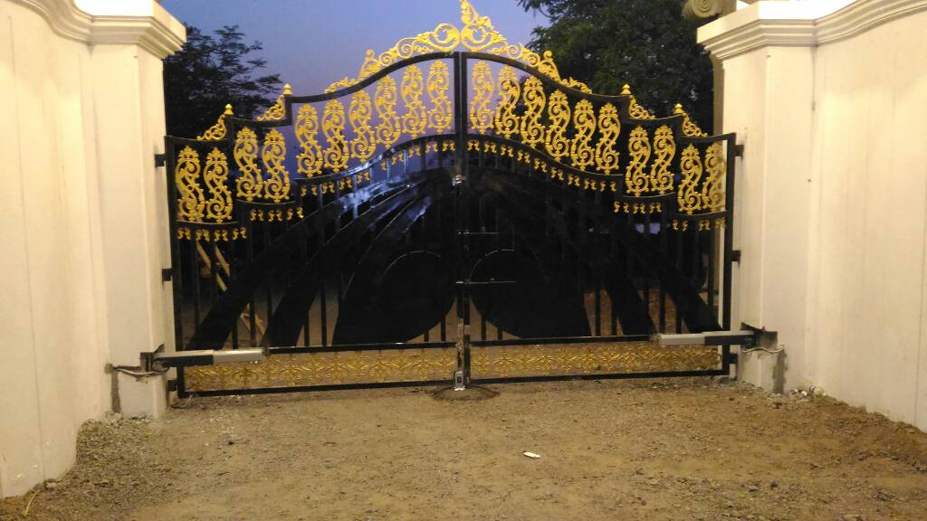 #AUTOMATIC GATE OPEN
