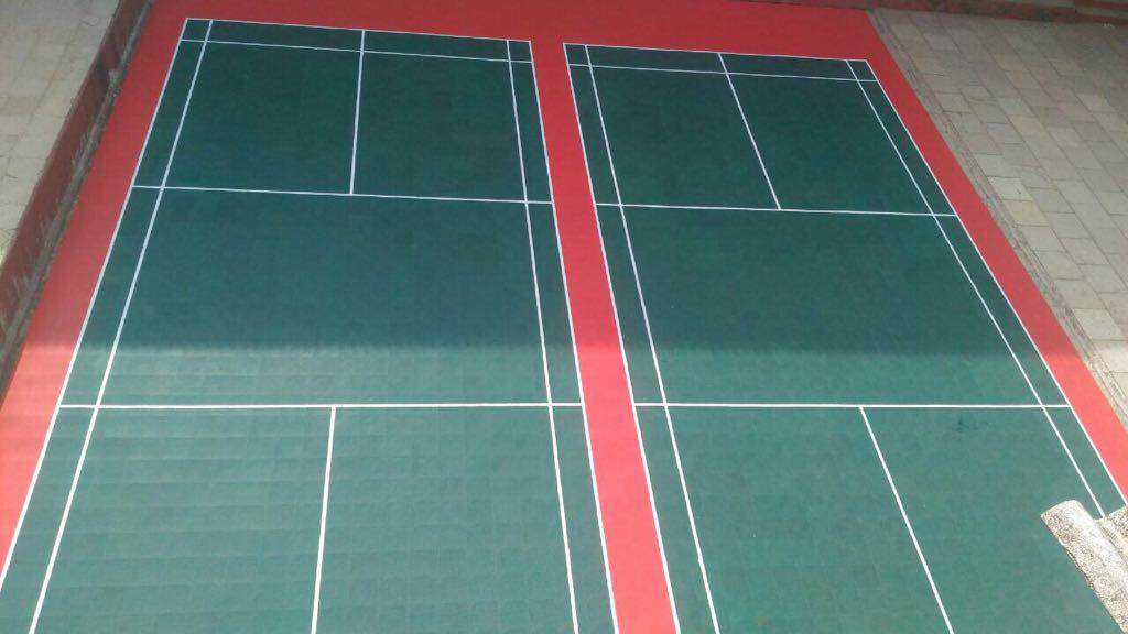 Twin courts construc