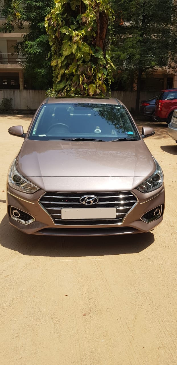 Hyundai Verna CRDi 1