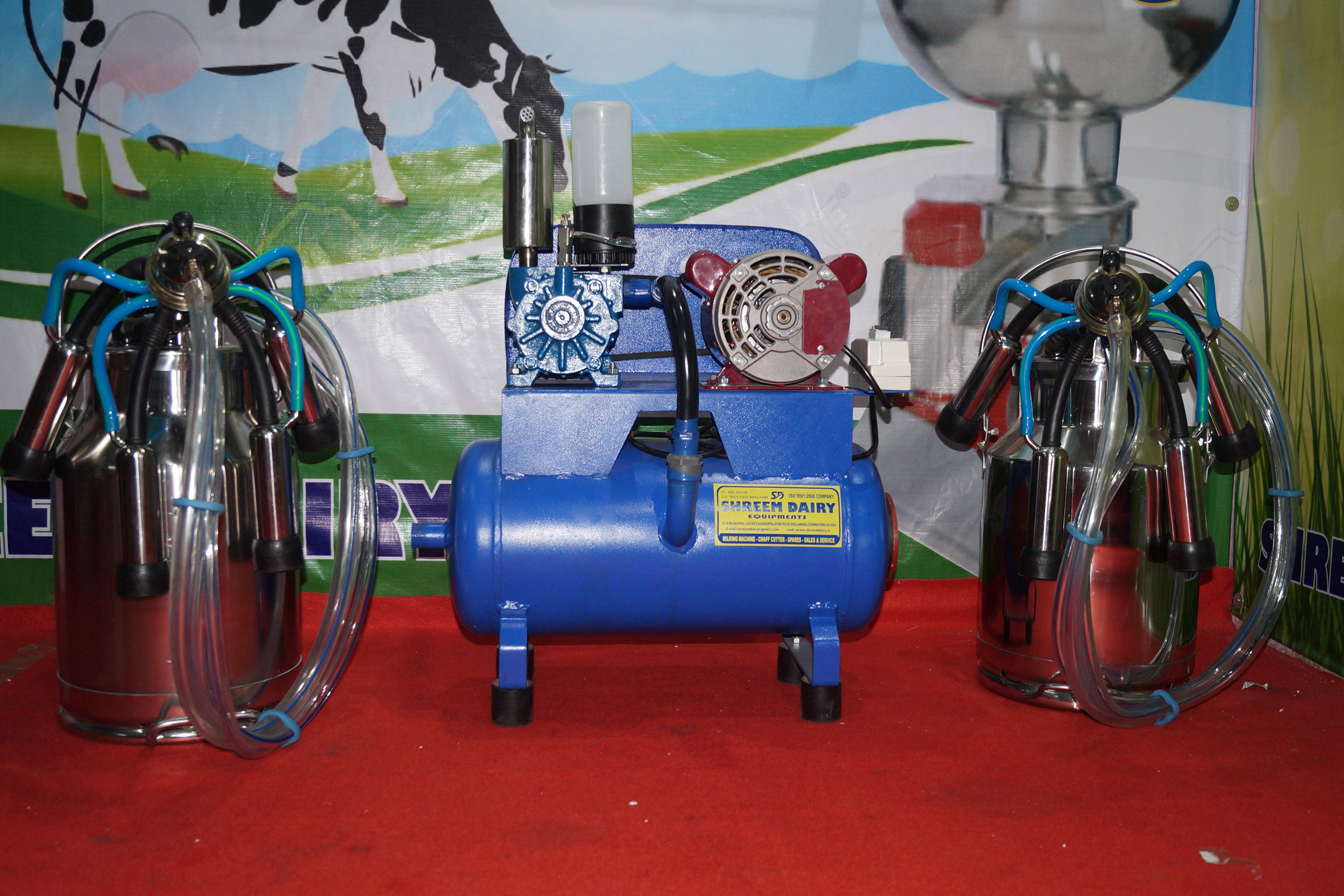 Inverter Operated Single Bucket Milking Mach Shreem Dairy Equipments