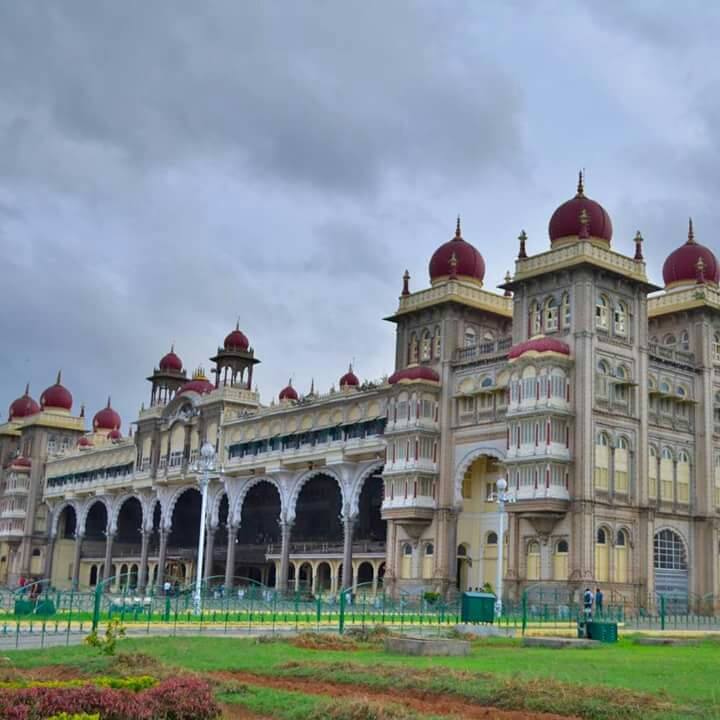 MYSORE PALACEAmbiv