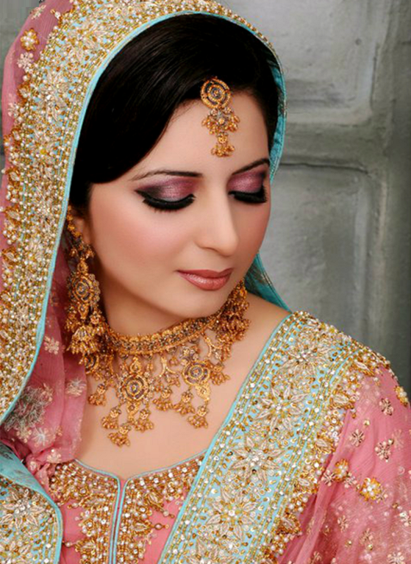 green trends Beauty Parlour & Bridal... in Thanjavur; GREEN TRENDS