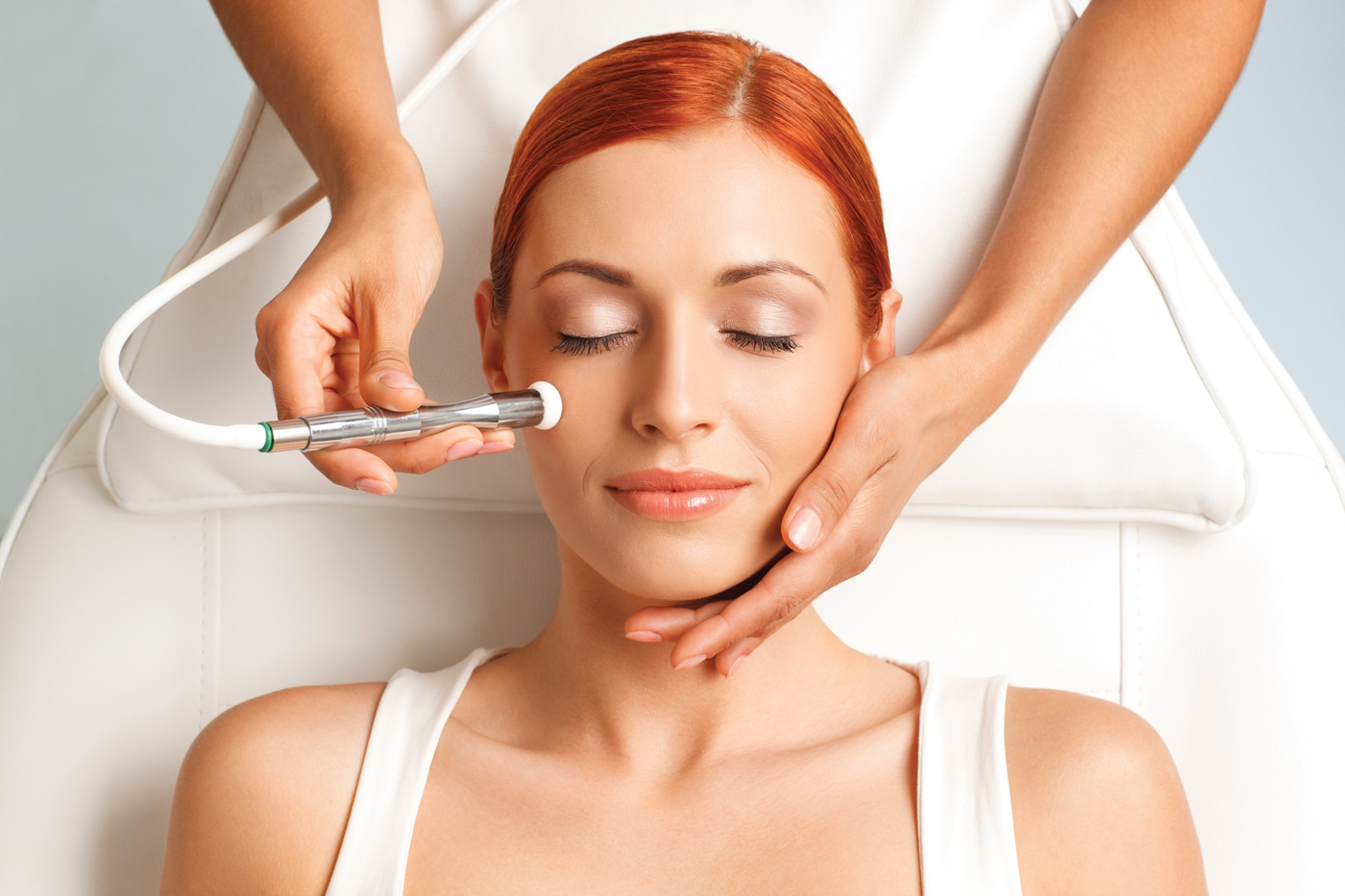 THIS FESTIVAL SEASON  MAKE YOUR SKIN GLOW AND H... main image