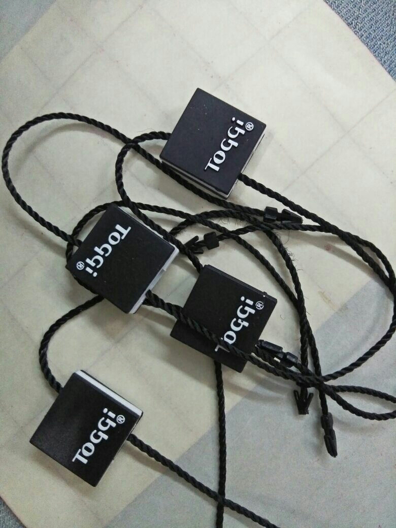 Garment Seal Tags ar