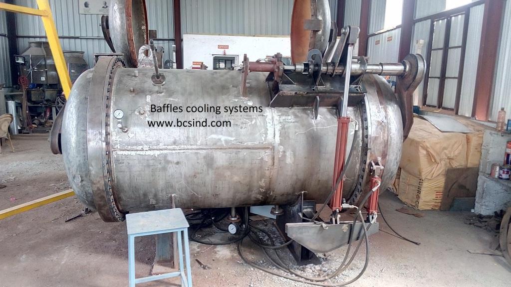 INDUSTRIAL AUTOCLAVE MANUFACTURES IN INDIA BAFFLES COOLING SYSTEMS