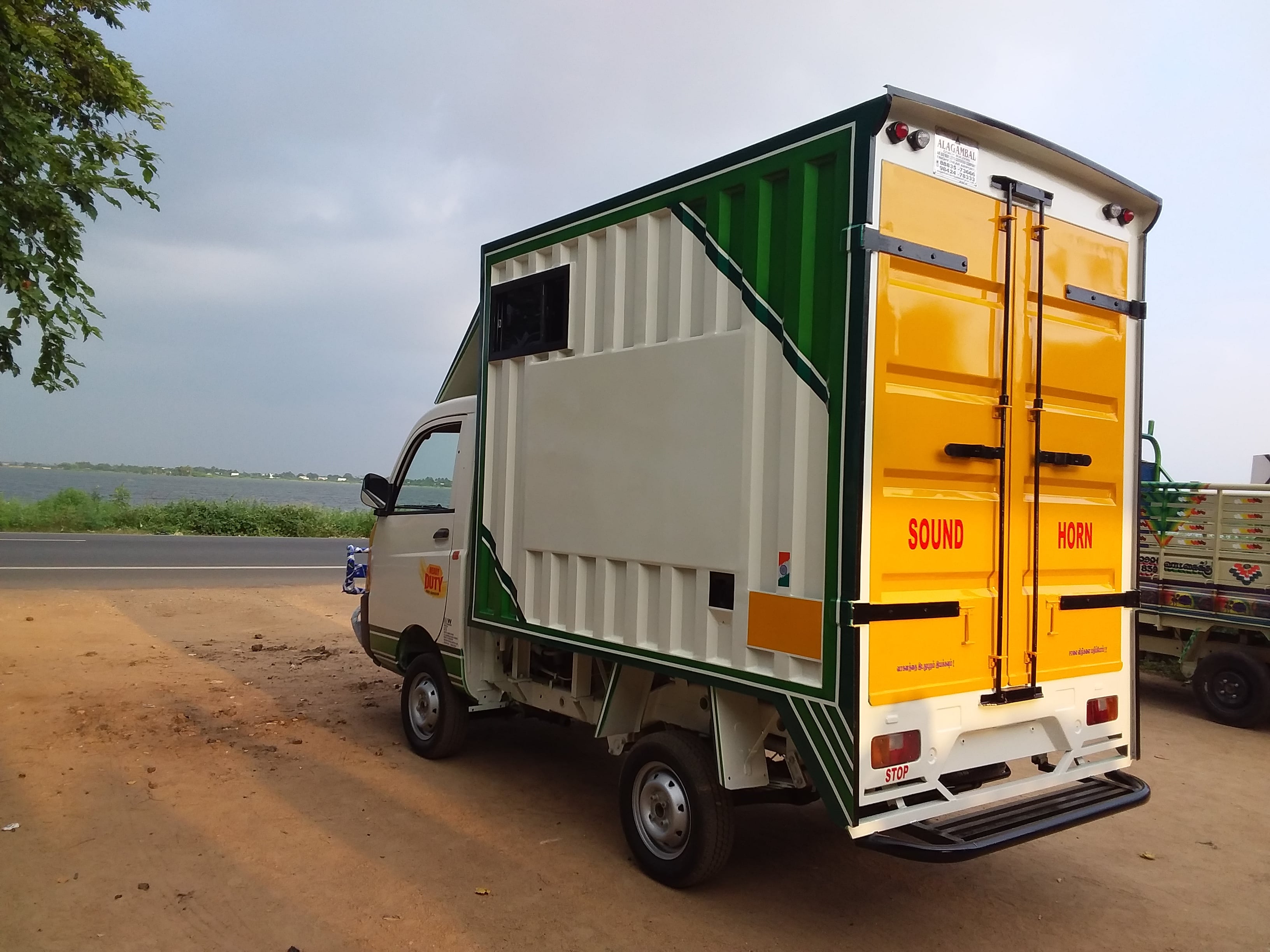 mini container truck