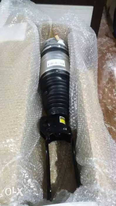 V RUBBER B