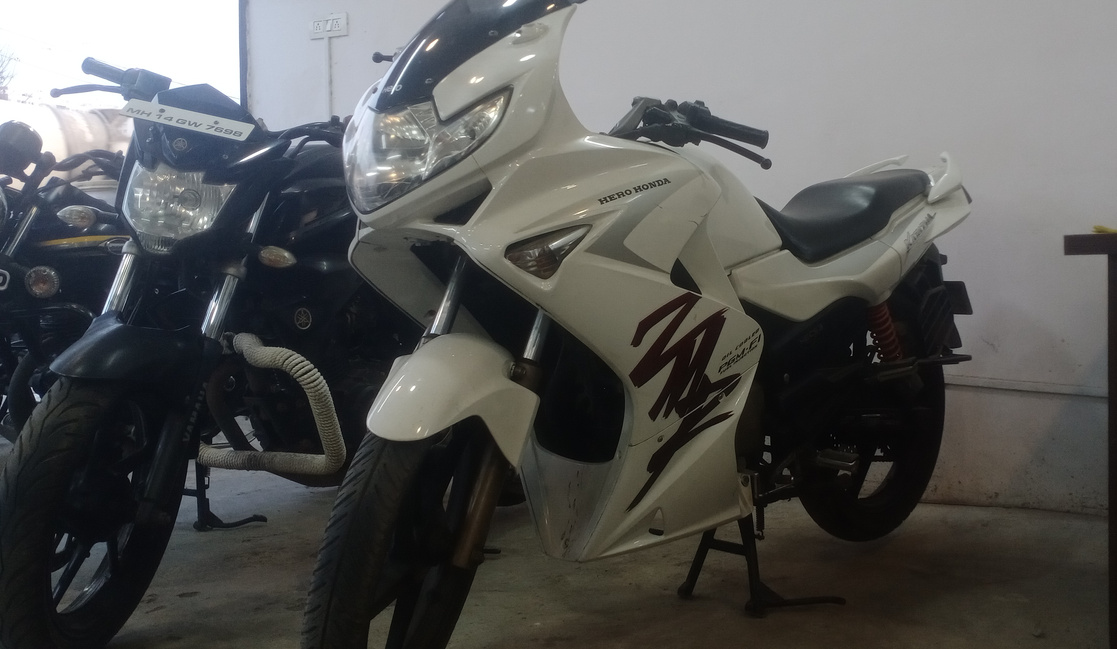hero honda zmr bike price
