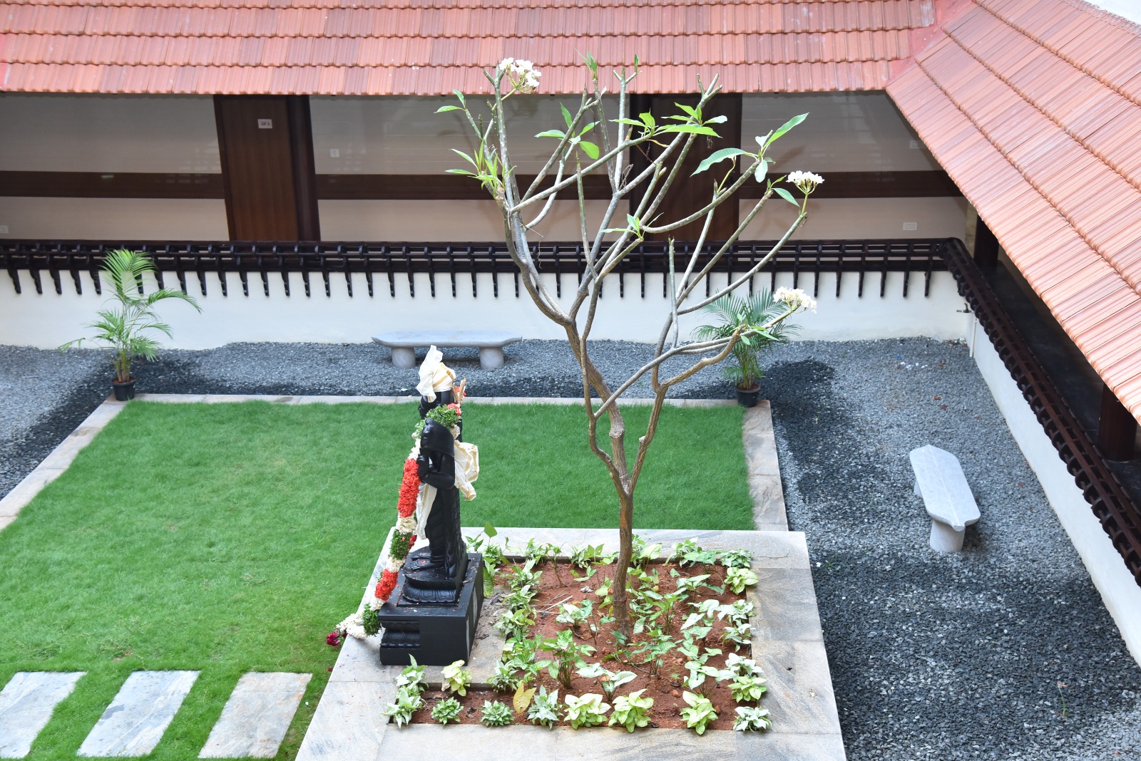 cervical disc pain treatments in kattur Kerala Ayurveda Hospital is