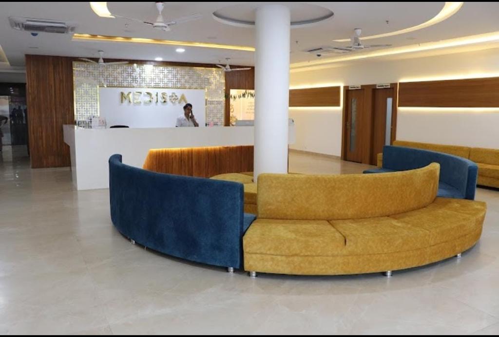 Best Multi-specialist hospital in Indore MP
Med... main image