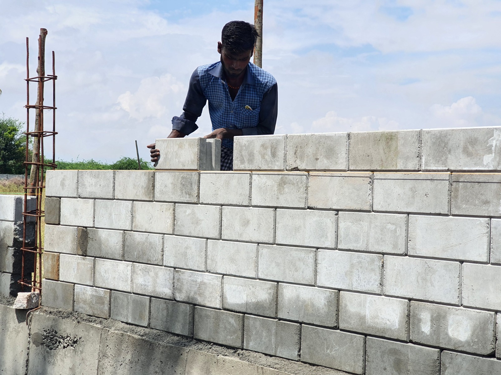 interlock blocks manufacturing in Check post iglo IGLOO BUILDING