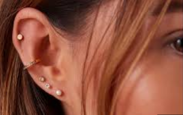 Finding Ear Nose Piercing Clinic in Rahatani, K... main image