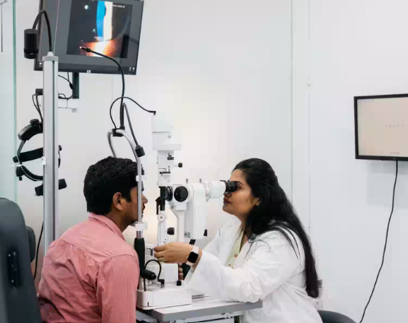 Navigating Vision Correction at Green City Eye ... main image