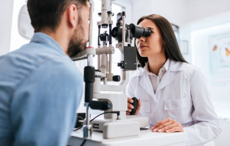 Accurate Eye Exams with i-Care Tonometer at Gre... main image