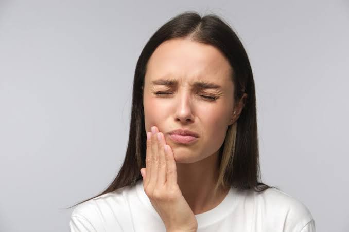Cracked or Broken Teeth? Get Immediate Care for... main image