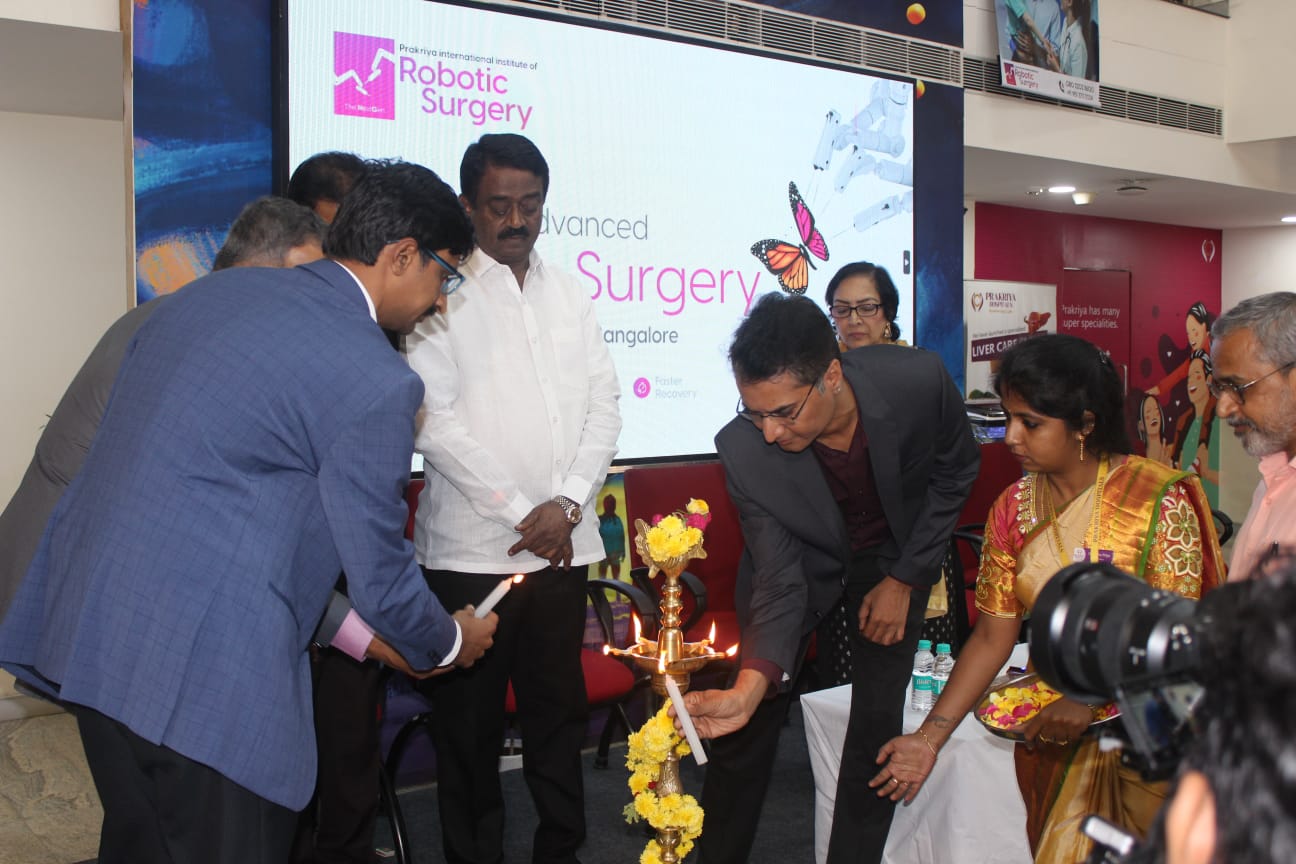 Robotic Cancer Surgery
Robotic cancer surgery ... main image