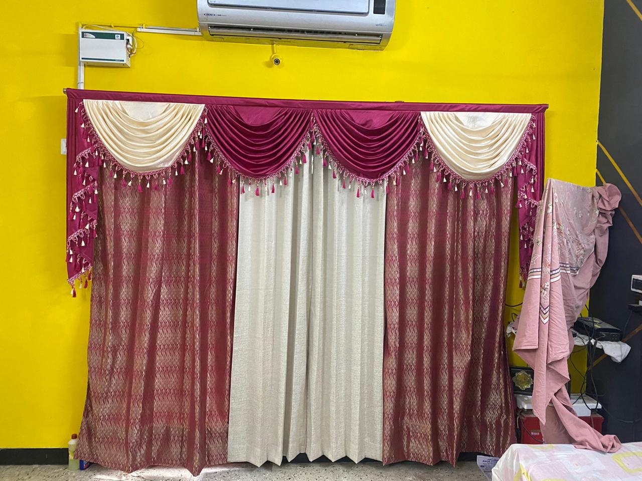 curtain sh