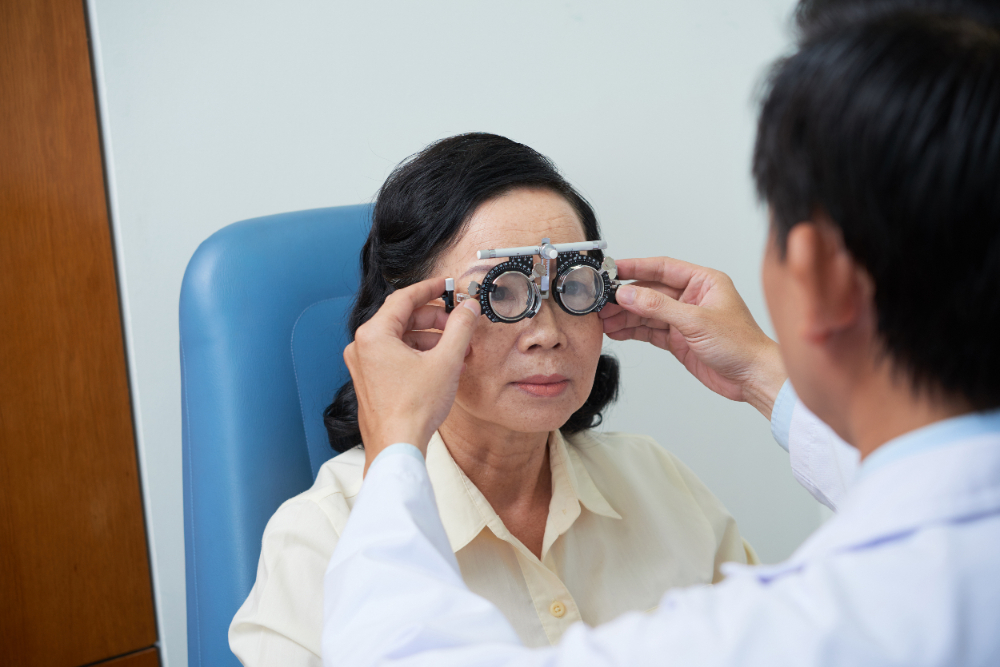 Hypertensive Retinopathy: Protect Your Vision i... main image