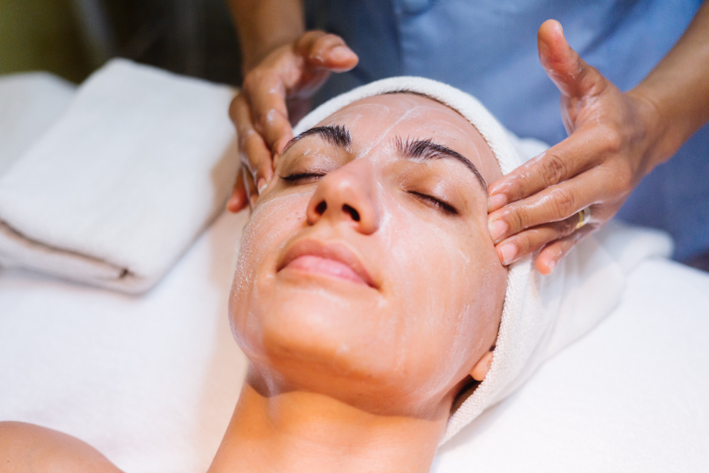 Medicated Facials in Chennai At Finesse Aesthetic ... main image