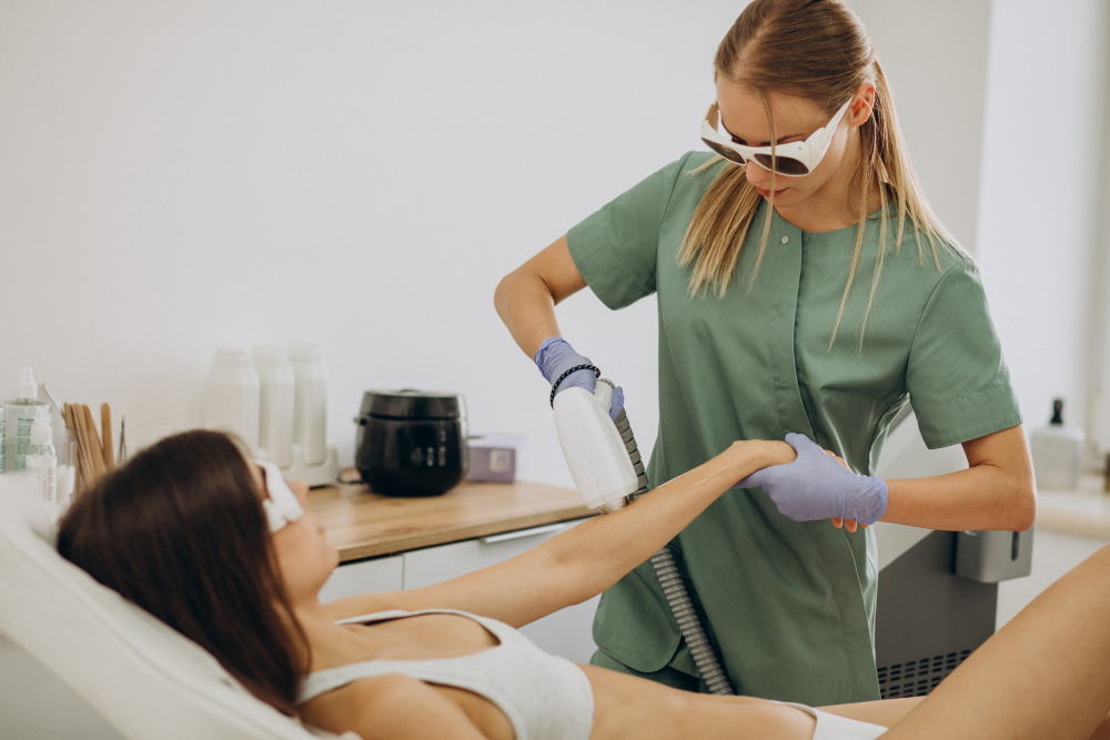 Laser Hair Removal in Boat Club for Smooth, Hair-F... main image