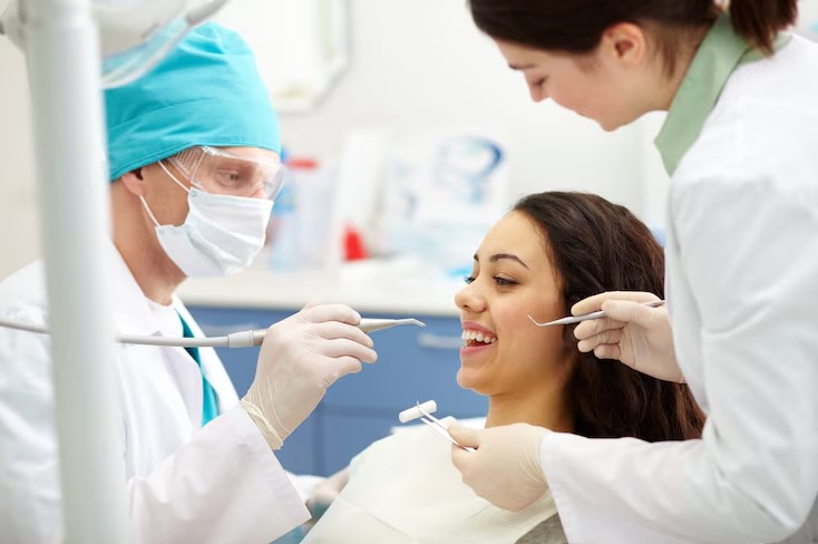 Best Dentist Doctors in Nashik: Dr. Ostwal Clin... main image