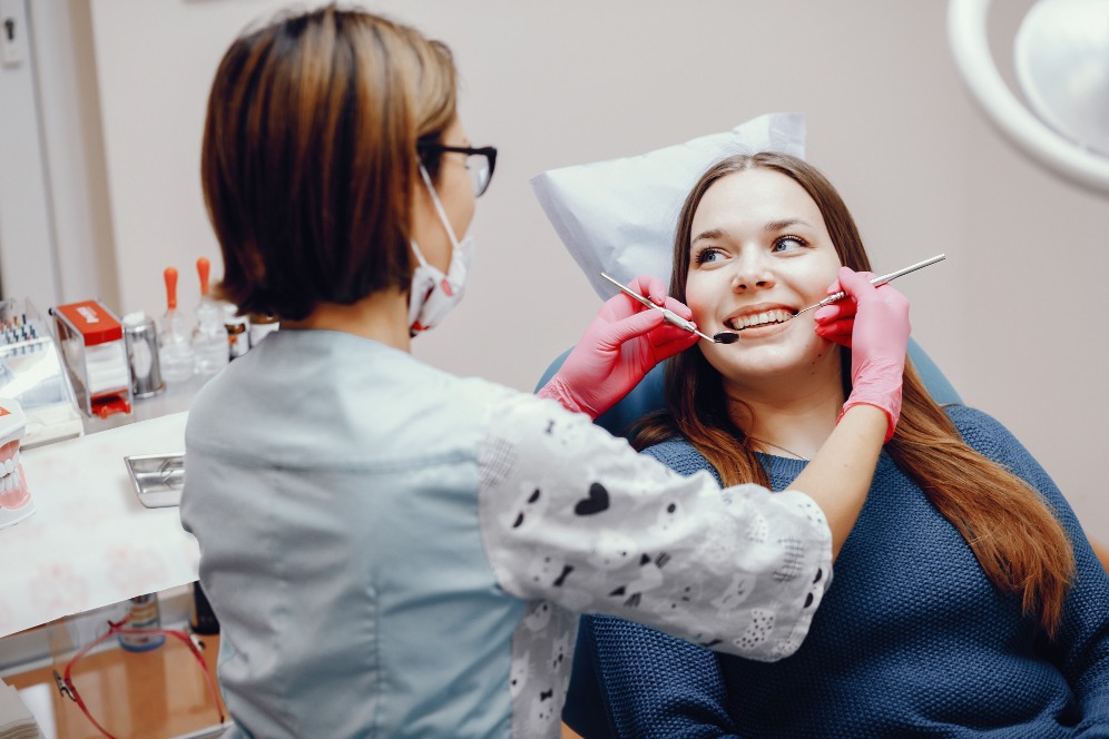 Dental Smile Makeover Services in Nashik – A Be... main image