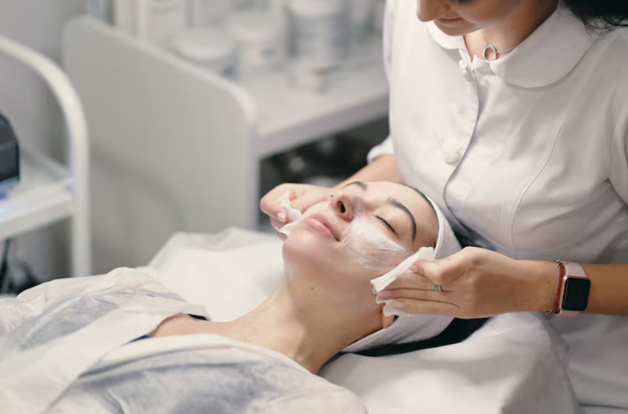 Medicated Facials in Chennai – Personalized Care i... main image