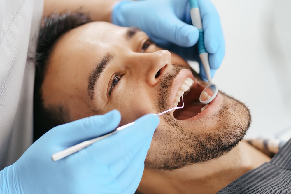 Top Dental Clinic in Nashik, Where Comfort Meets Car... main image