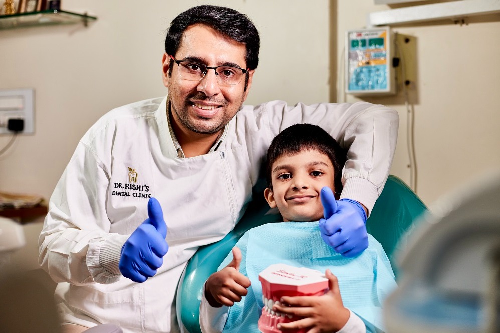 Importance of regular dental check-up main image