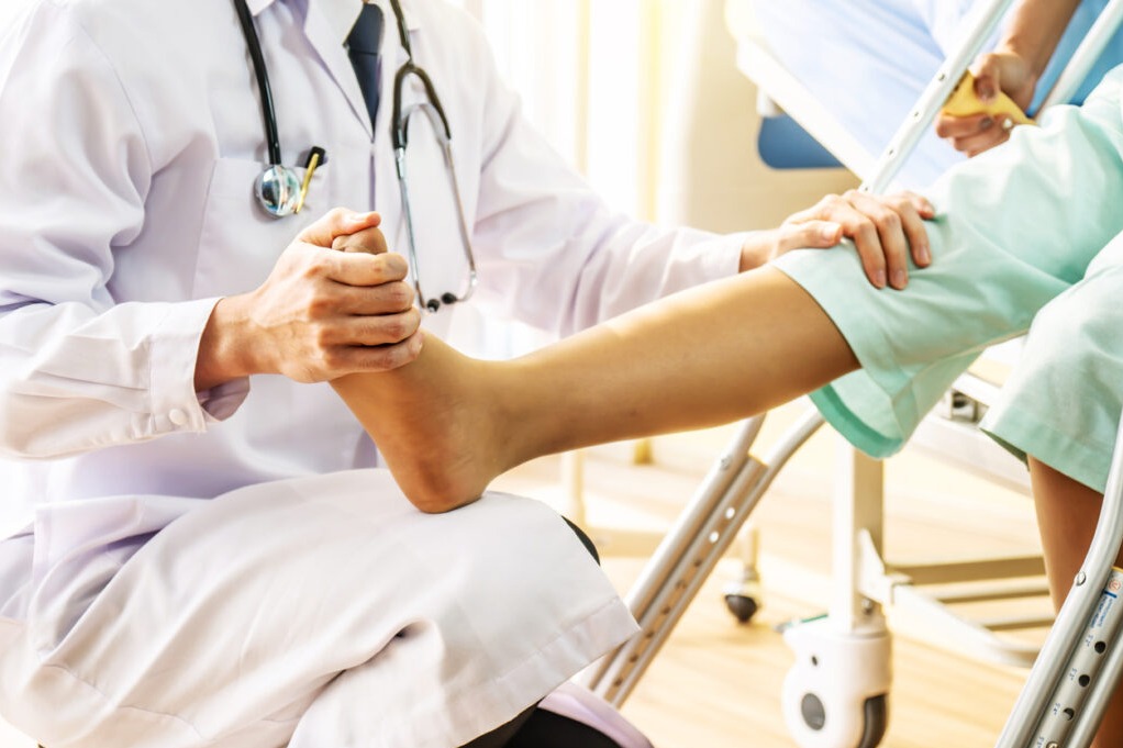 Best Orthopedic Clinic in Gaur City main image