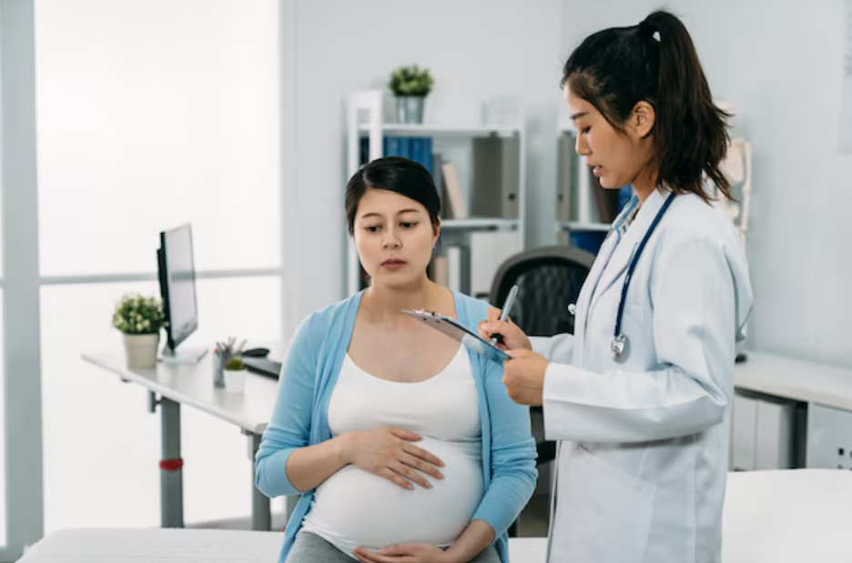  Comprehensive Care by a High Risk Pregnancy Doctor in Pune main image