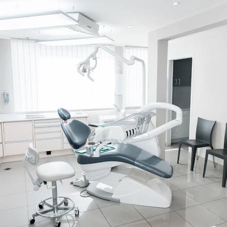 Best Dental Clinic Near You – Mahim Bandra main image