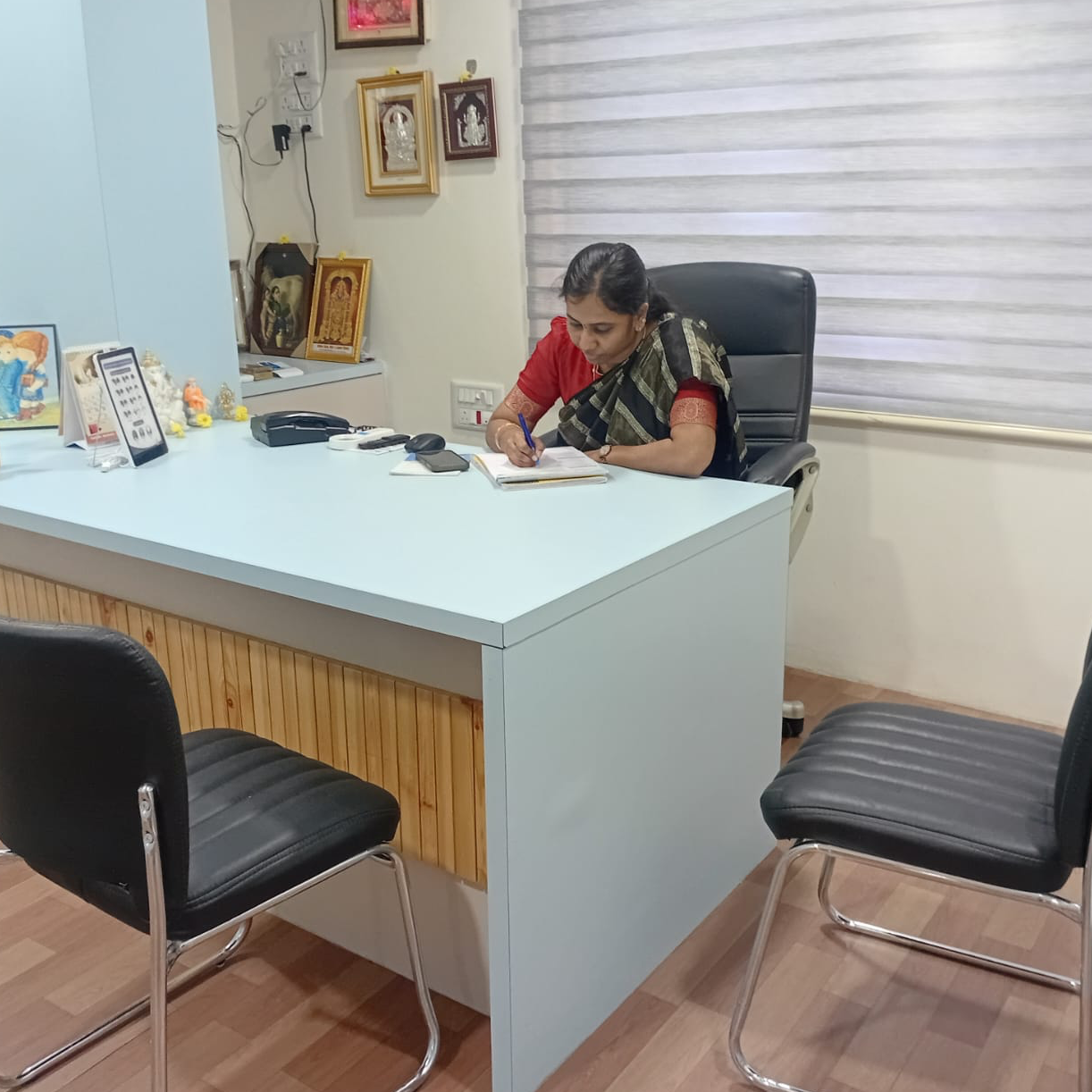Dr.Valarma