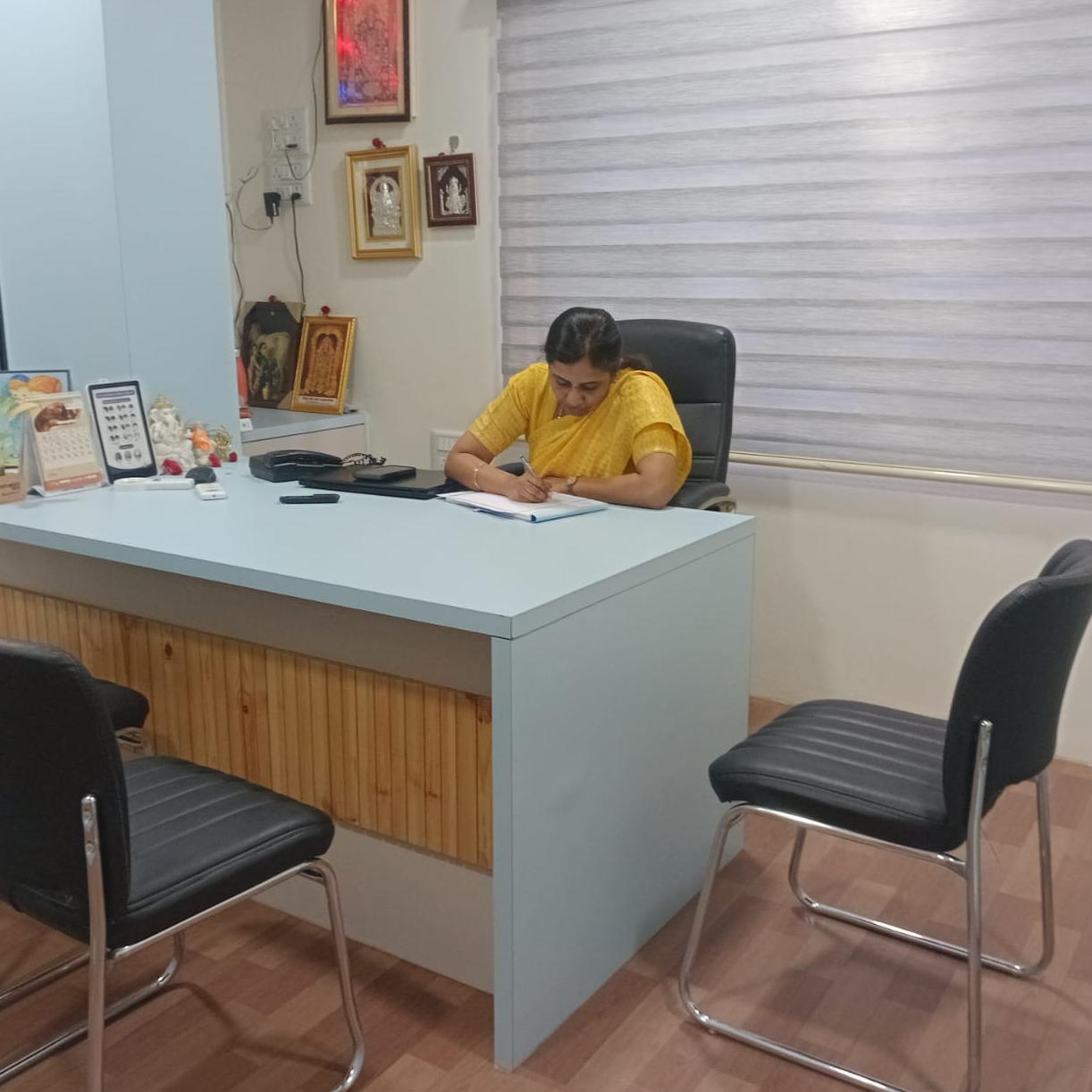 Dr.Valarma