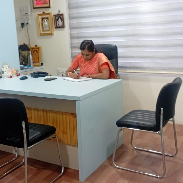 Dr.Valarma