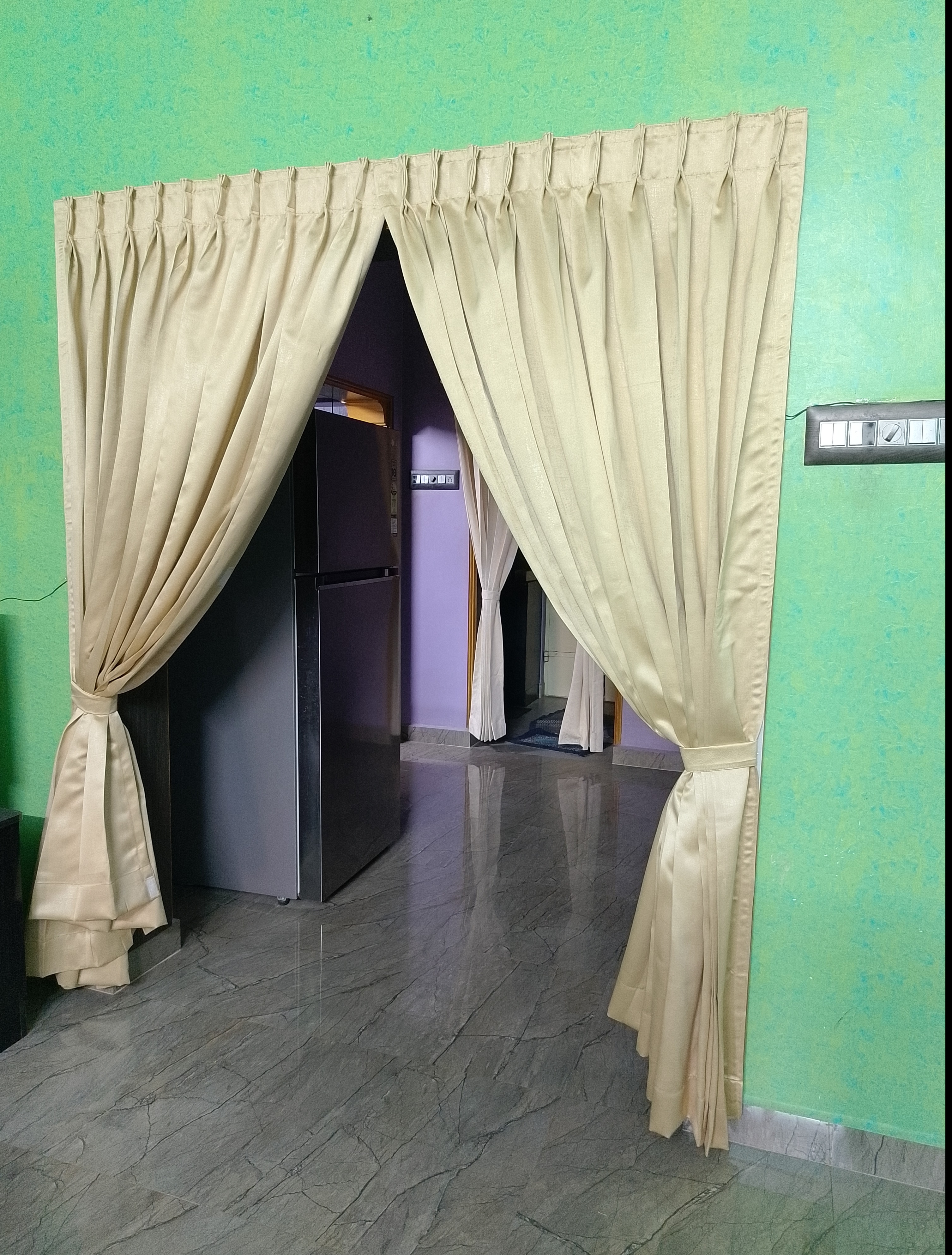 AC curtain