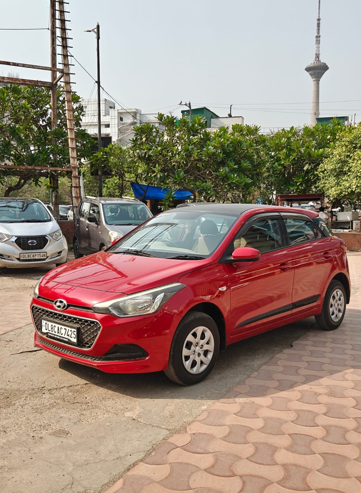HYUNDAI i2