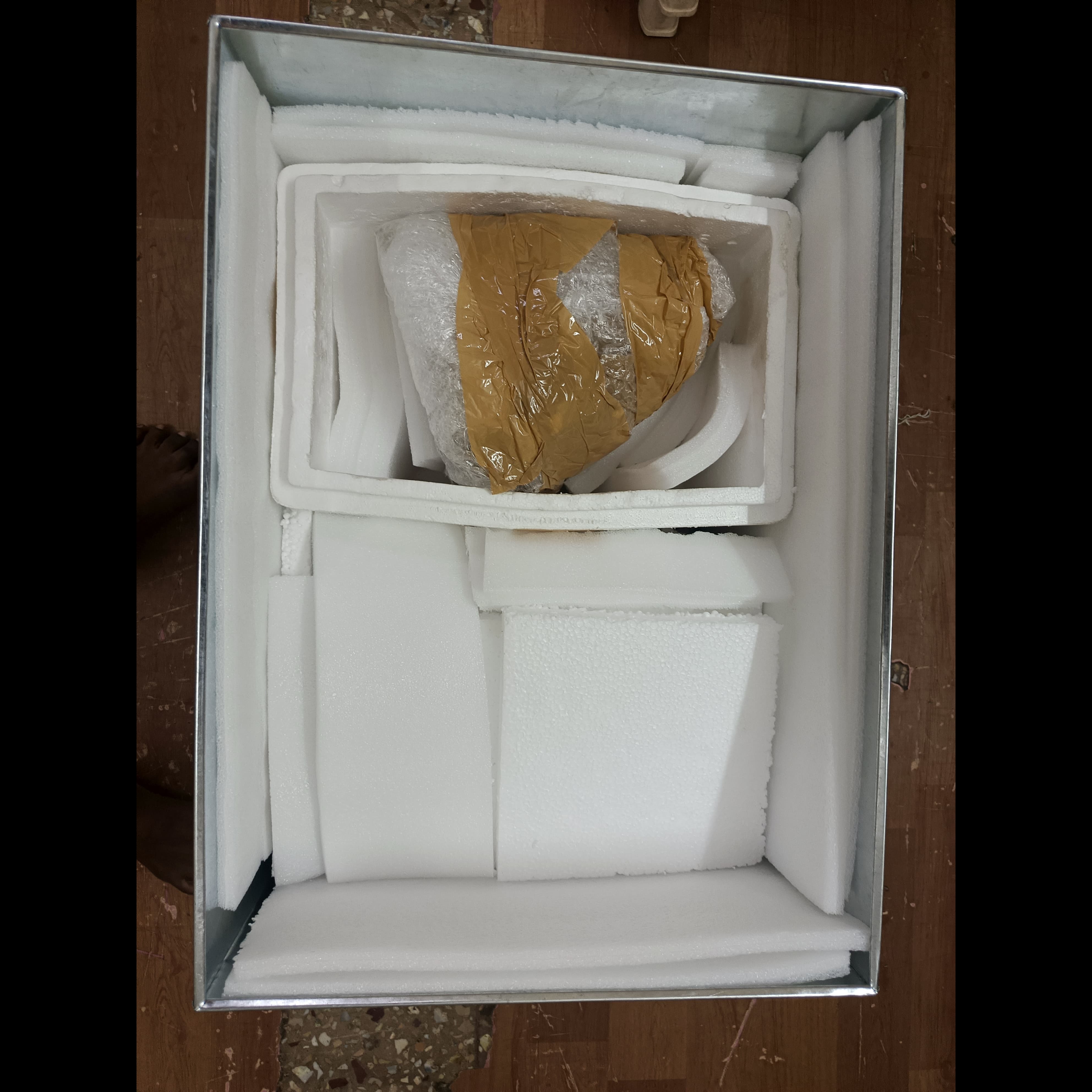 📦 DHL Cou