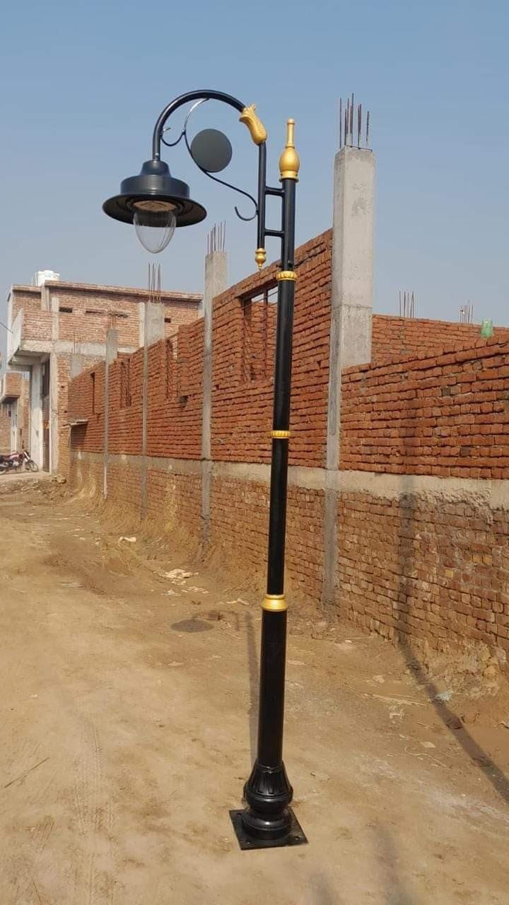 3-Meter Classic Decorative Lighting Pole
