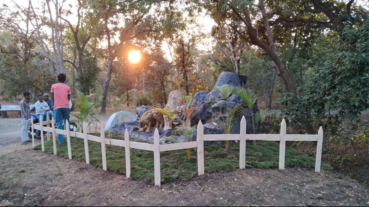 How Landscaping Work in Nagpur Creates Memorable Commercial Spaces