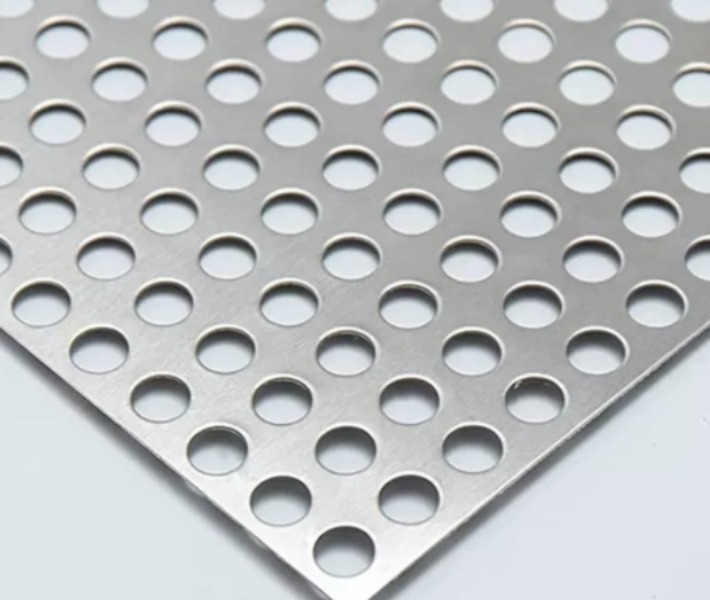 Round Hole and Square Hole Perforated Sheets: Which Pattern Is Suitable for Industrial Use?