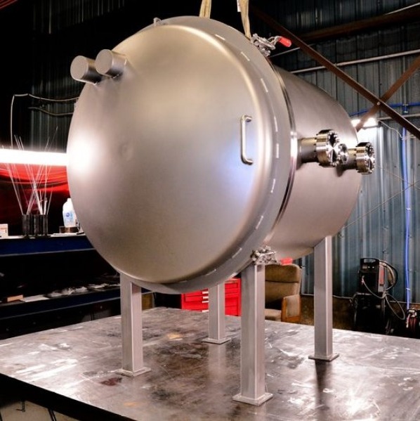Applications of Vacuum Chambers
1. Space Simulation: Vacuum chambers are used to replicate space con...