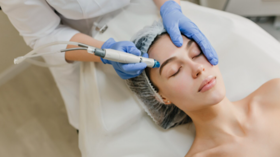 What Hydrafacial Treatment in Baner Can Do for Congested and Dull-Looking Skin