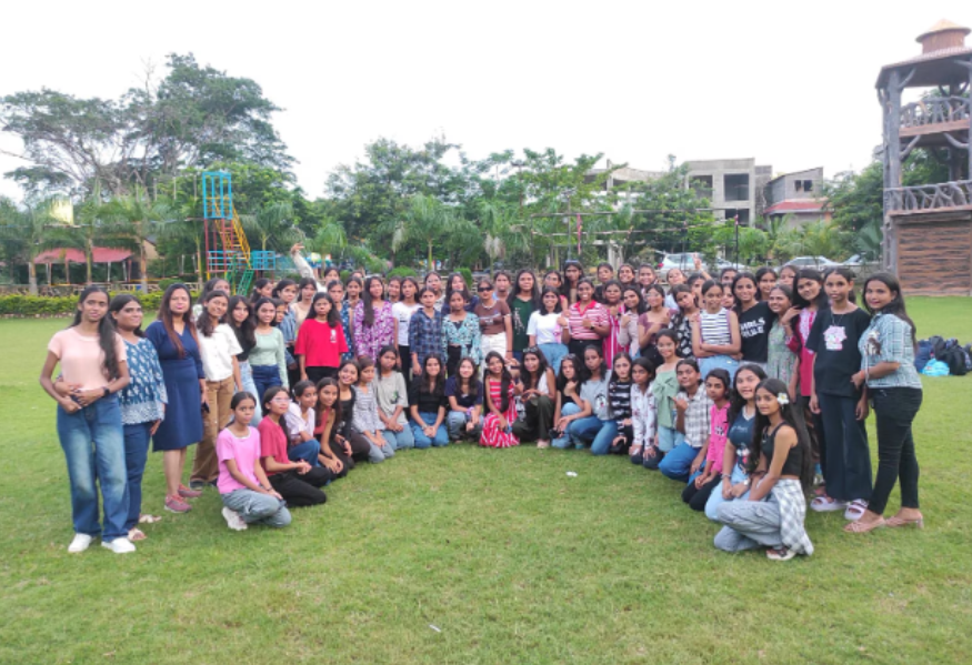 What to Look for Before Booking a Resort for College Picnic in Nagpur