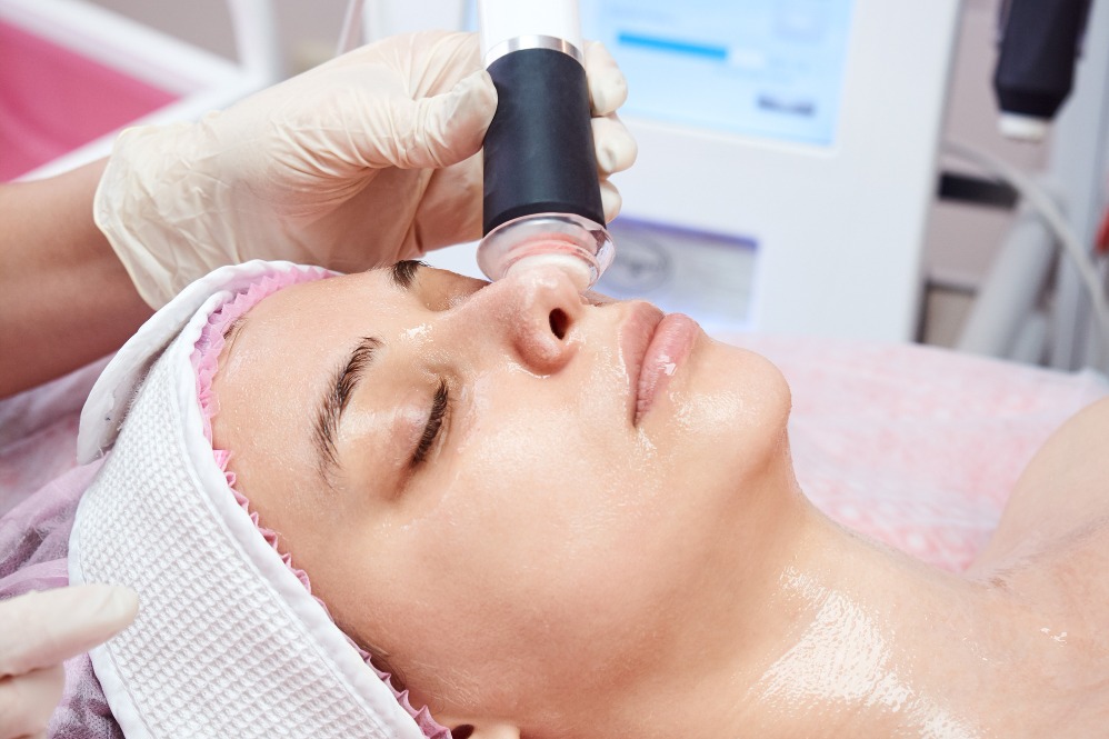 Medical Grade HydraFacial Treatment for Healthy and Glowing Skin