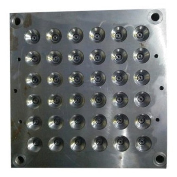 How a Rubber Mold Manufacturer Helps Prevent Common Molding Defects